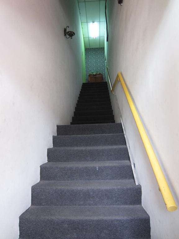 Happy Owl Hotel อิโปห์ ภายนอก รูปภาพ